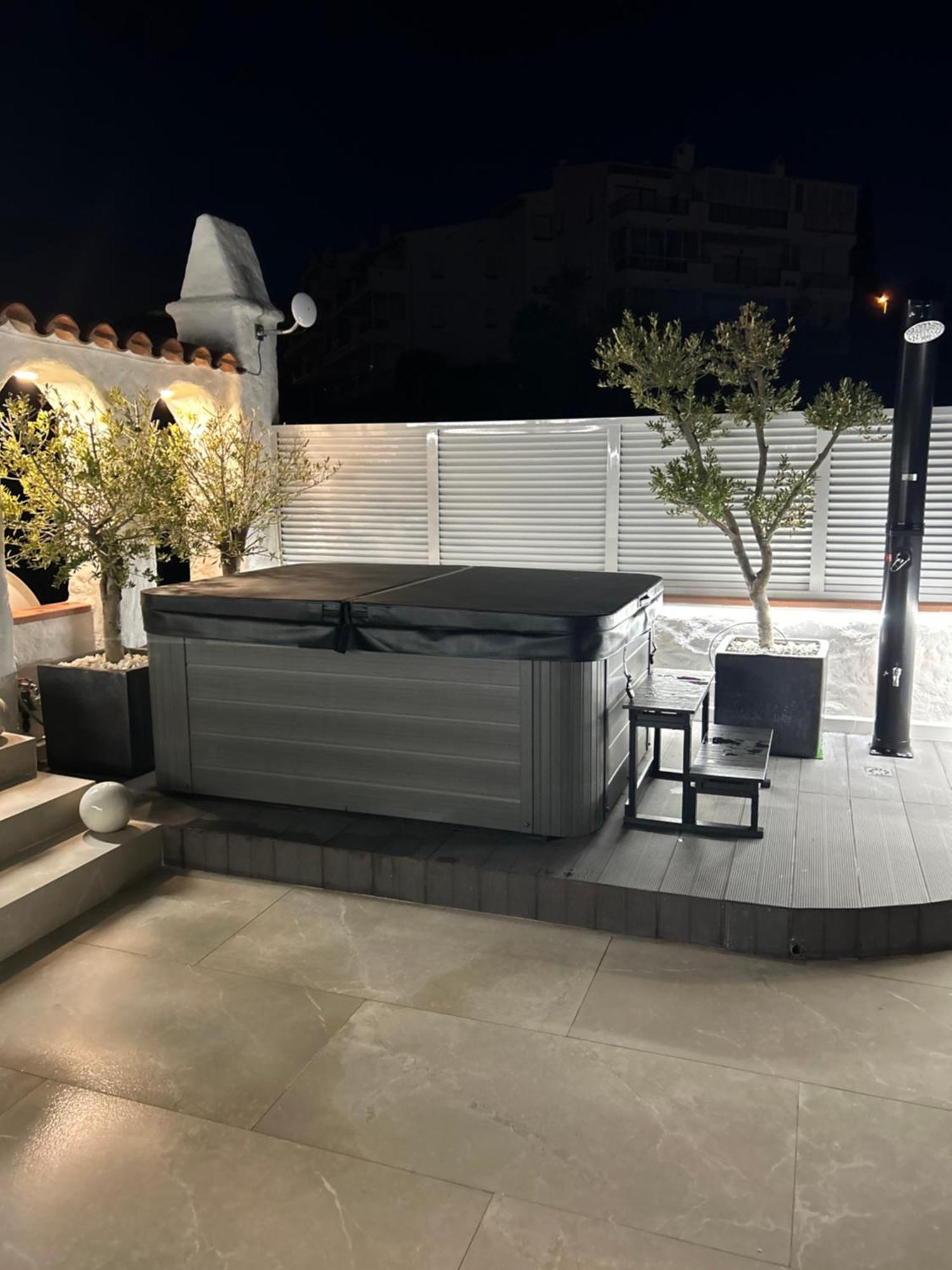 Appartement Duplex Rosas Avec Terrasse Magnifique Jacuzzi Vue Mer Εξωτερικό φωτογραφία