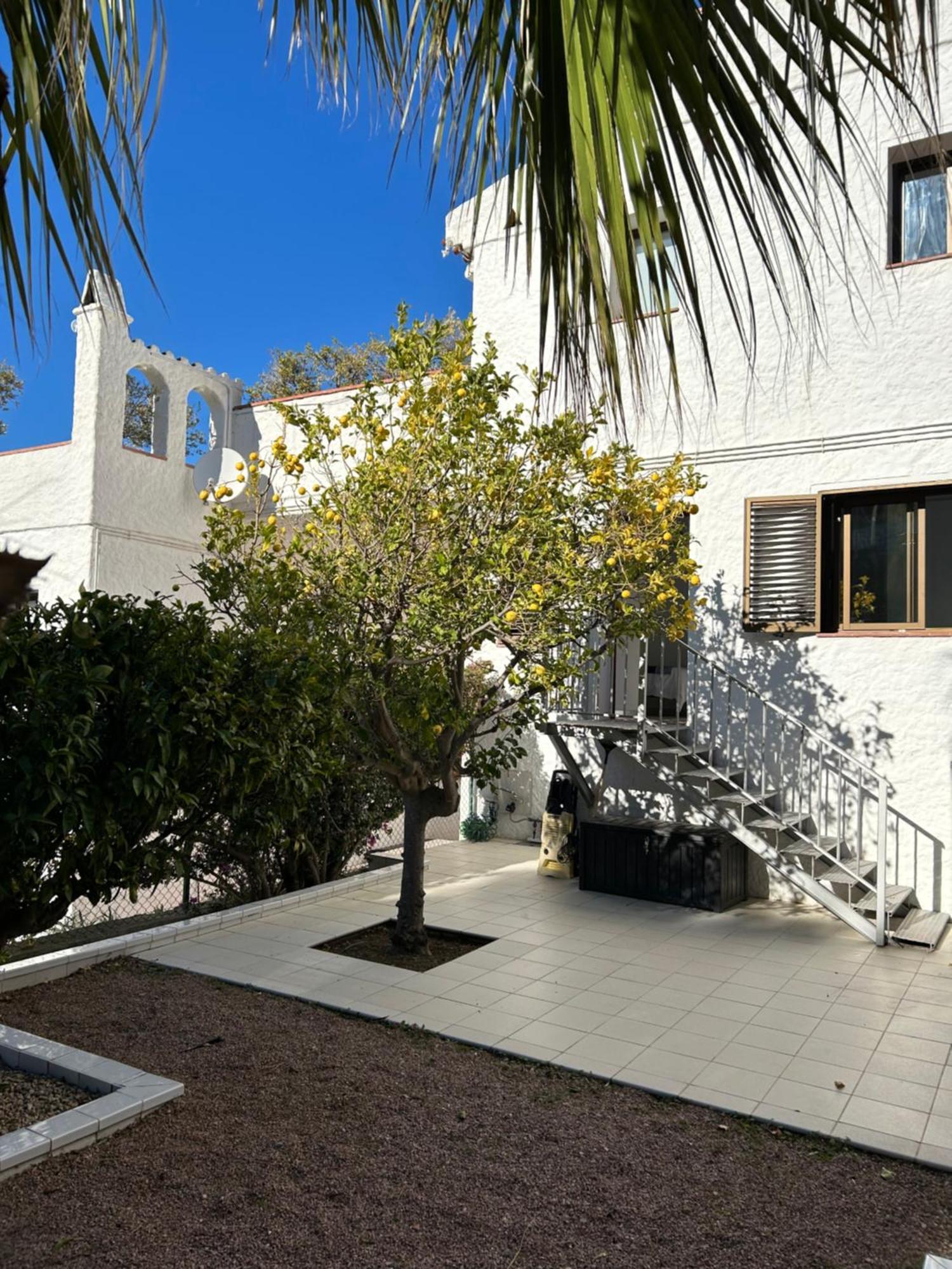 Appartement Duplex Rosas Avec Terrasse Magnifique Jacuzzi Vue Mer Εξωτερικό φωτογραφία