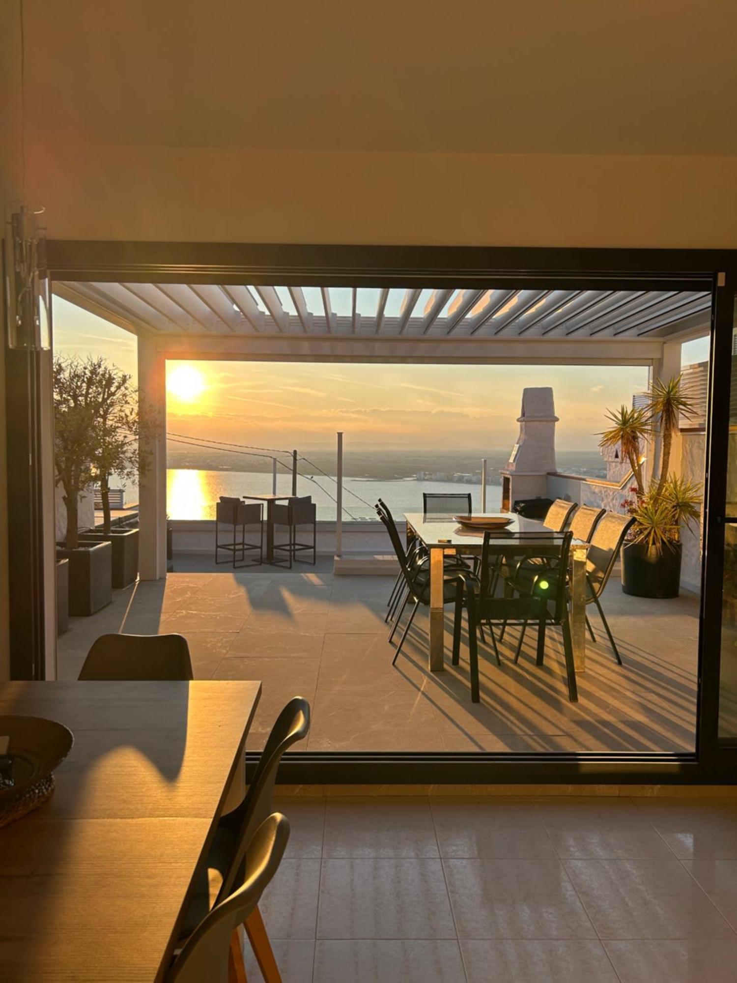 Appartement Duplex Rosas Avec Terrasse Magnifique Jacuzzi Vue Mer Εξωτερικό φωτογραφία
