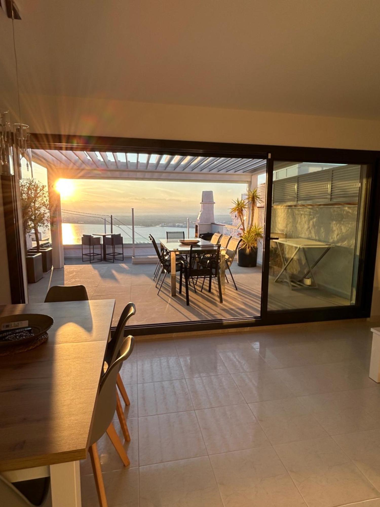 Appartement Duplex Rosas Avec Terrasse Magnifique Jacuzzi Vue Mer Εξωτερικό φωτογραφία